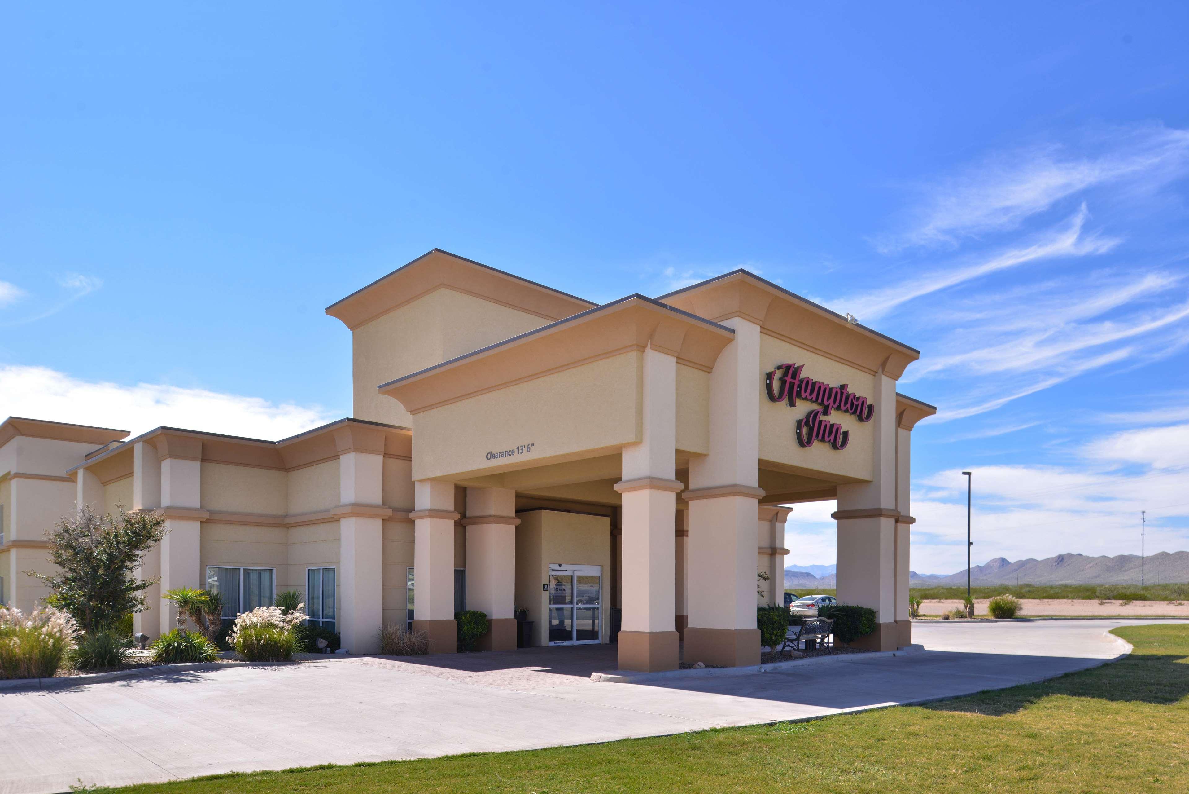 Hampton Inn Van Horn Bagian luar foto